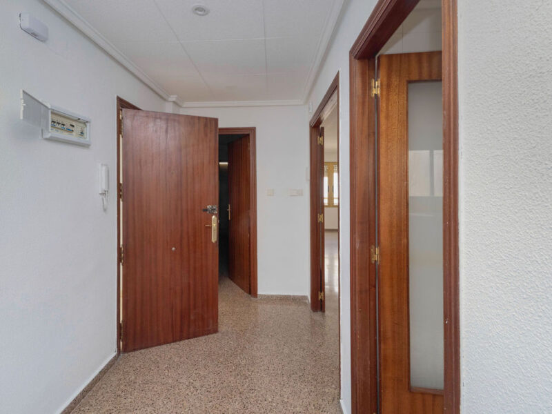 Piso en venta en Aspe, Alicante – 90 m², 3 dormitorios, 2 baños y terraza