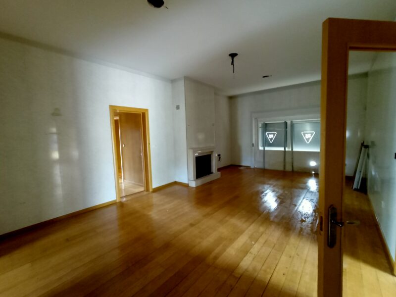 🏡 Chalet independiente con piscina y parcela de más de 11.000 m² en Aspe, Alicante