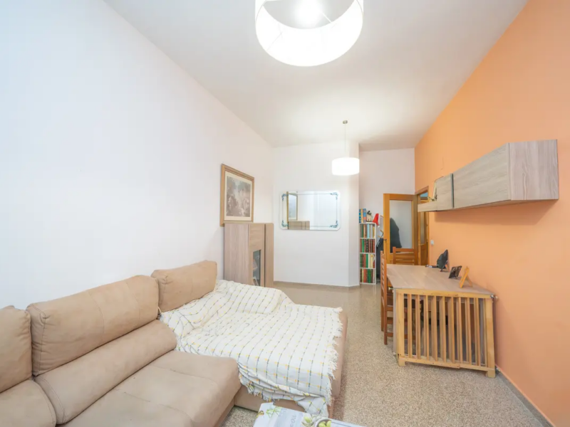 LISTO PARA VIVIR O INVERTIR - Con Garaje Trastero Y Patio Interior En San Vicente del Raspeig