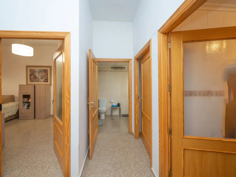 LISTO PARA VIVIR O INVERTIR - Con Garaje Trastero Y Patio Interior En San Vicente del Raspeig