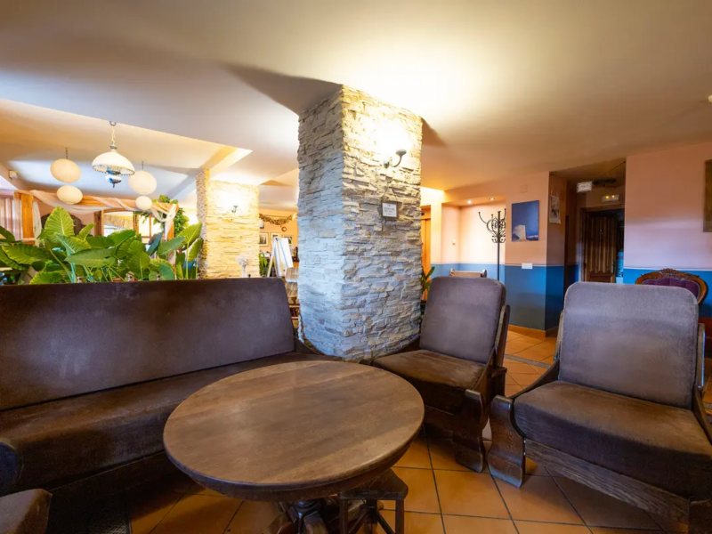 Finca restaurante y hostal Torremanzanas (Alicante)