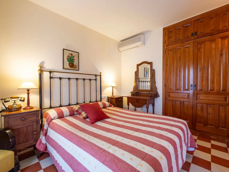 Finca restaurante y hostal Torremanzanas (Alicante)