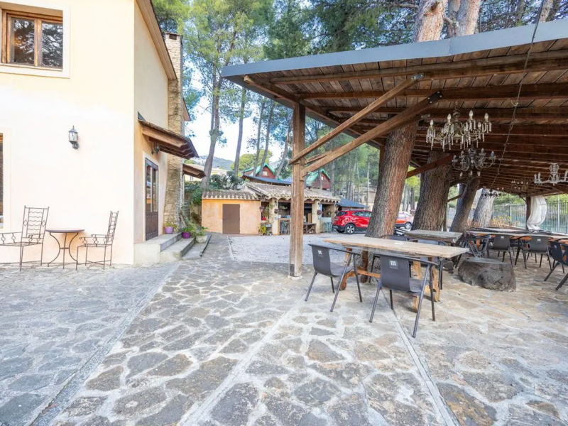 Finca restaurante y hostal Torremanzanas (Alicante)