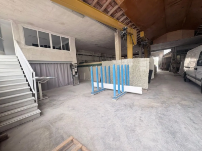 Nave Industrial y Terreno en Venta - Santa Pola