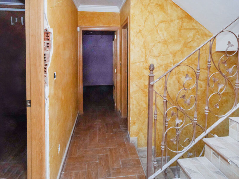 🏡 Casa en venta de 167 m² en Elda, Alicante – Amplia, funcional y ubicada en pleno casco urbano