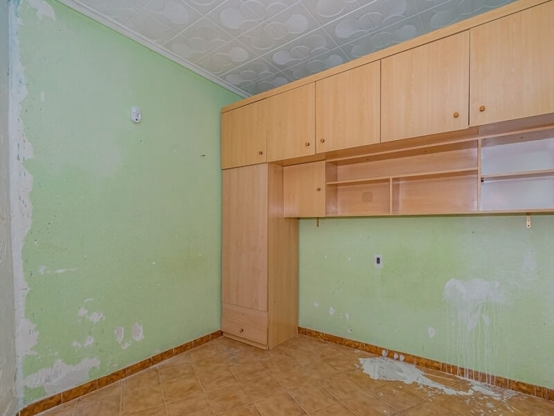 🏡 Piso en venta de 4 dormitorios en Elda, Alicante – Ubicación con todos los servicios y excelentes comunicaciones