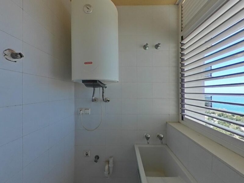 🏢 Vivienda alquilada con garaje en Benidorm – Ideal para inversores