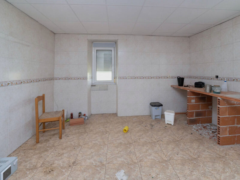 🌿 Casa en venta en Alfafara (Alicante) – 345 m² en entorno natural privilegiado