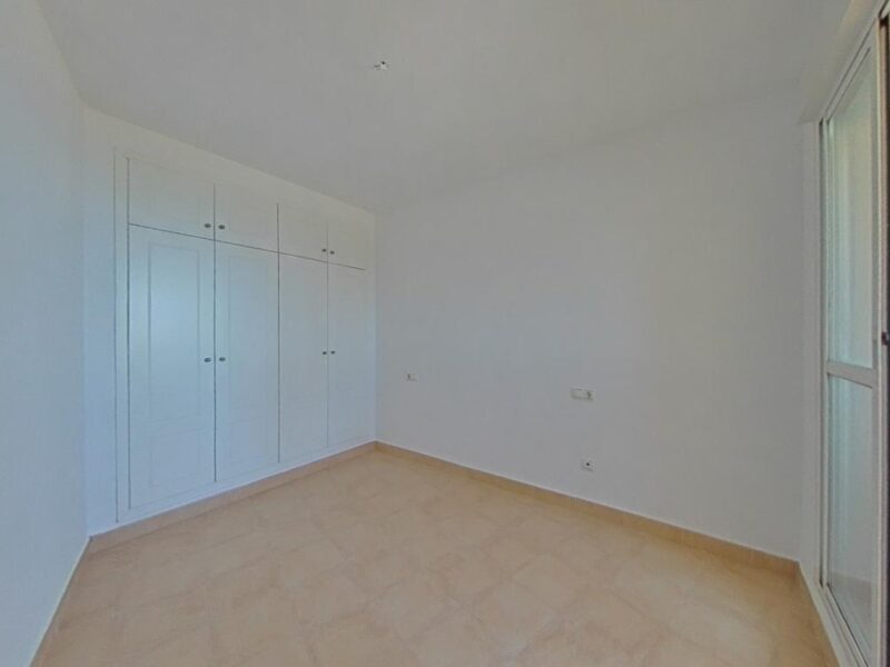 🏢 Vivienda alquilada con garaje en Benidorm – Ideal para inversores